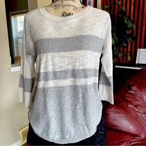 Vince Camuto Grey & White Stripe Crew Neck 3/4 Sleeves Fall Top Size XS